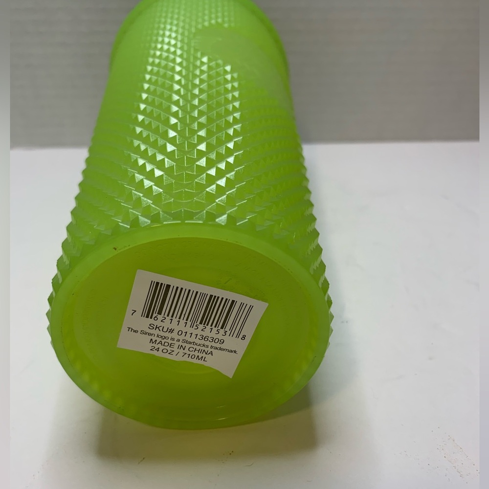 STARBUCKS - 2022 Glow in the Dark / 24 oz Studded Tumbler- New Green Lemongrass. - Picture 5 of 5